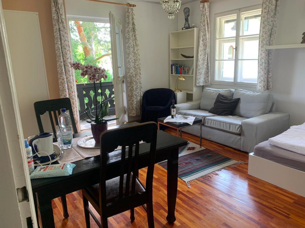 Bed Bike & Breakfast, Zimmer Innerhalb Eines Privathauses Mit Gemeinschaftsbad イニング・アム・アマーゼー エクステリア 写真